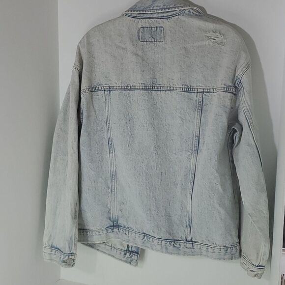 Banana Republic Distressed  Denim Jacket Light Wash Size Small - Picture 5 of 8